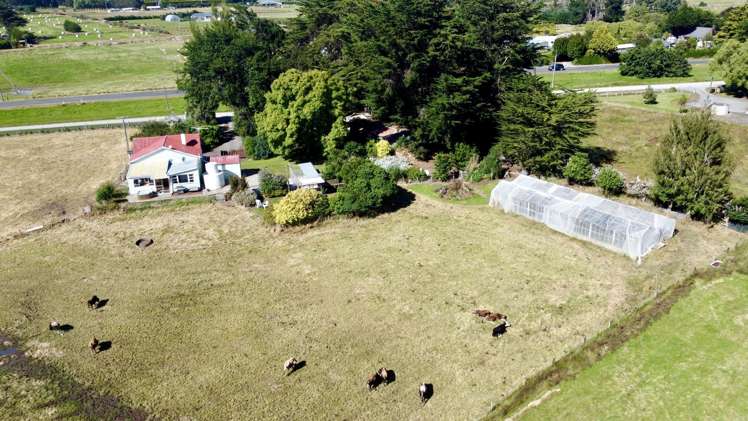 300 Moulson Street Tisbury_44