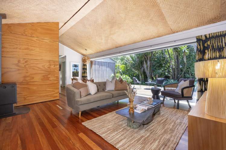 34 Karekare Road Karekare_7