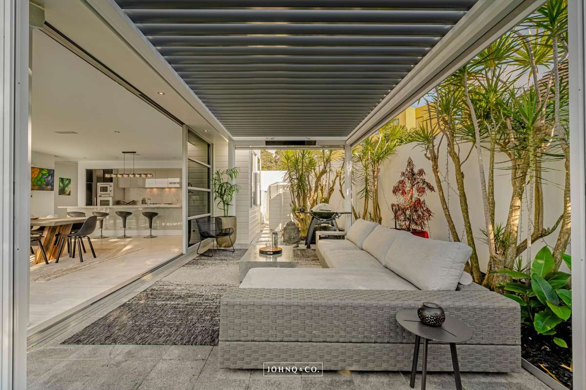 381 Riddell Road_4