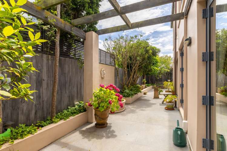 56 Hawkesbury Avenue Saint Albans_18