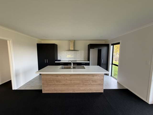 94 Fairway Drive Morrinsville_3
