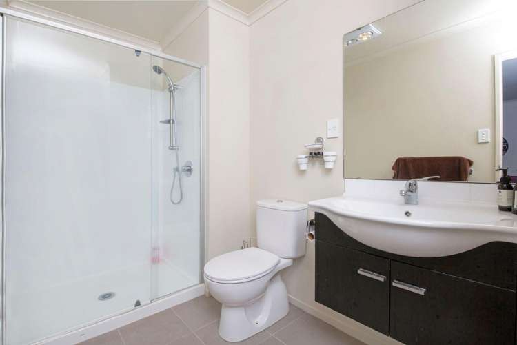 16 Figaro Crescent Takanini_11