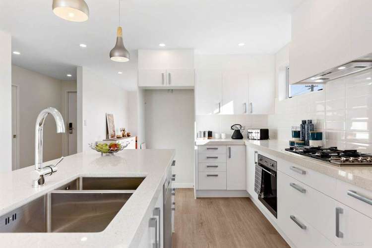 2 Crieff Place Te Atatu Peninsula_6