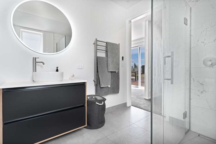 10 Wycliffe Place Solway_12