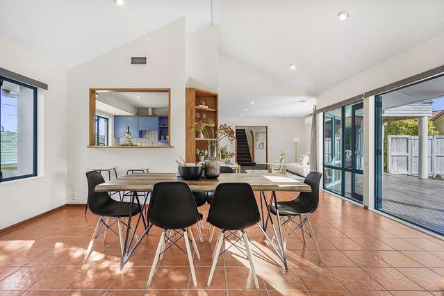 13 West Ridge Drive Western Heights_4