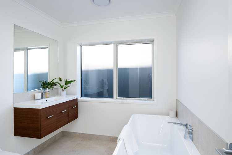 76 Pelorus Avenue Poraiti_20