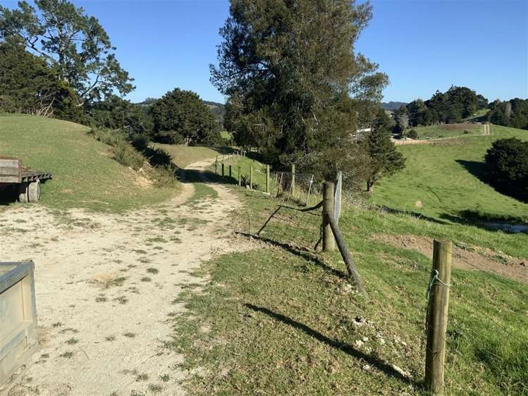 200 Central Road Mareretu_1