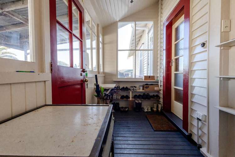 141 Weld Street Hokitika_18