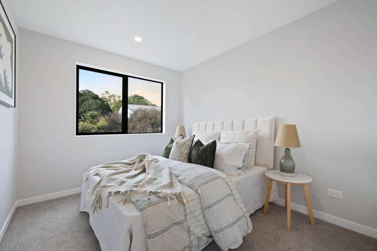 1a Meadow Crescent Te Atatu South_12