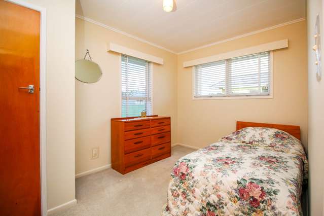 8 Mervan Street Mangere East_2