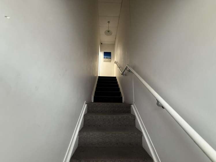 2/6 Loft Place Kumeu_9