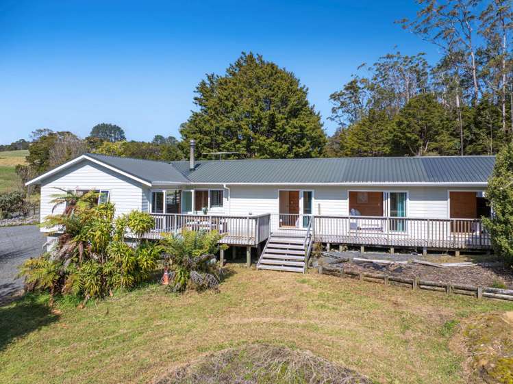 608 West Coast Road Makarau_46