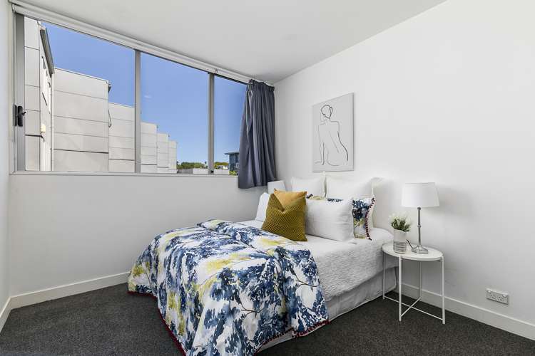 3b/2 Fisher-Point Drive Auckland Central_8