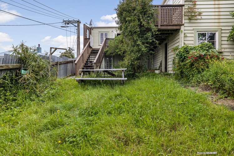 128 Daniell Street Newtown_11