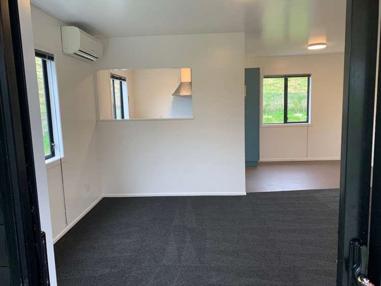 329 Grays Road Pauatahanui_9