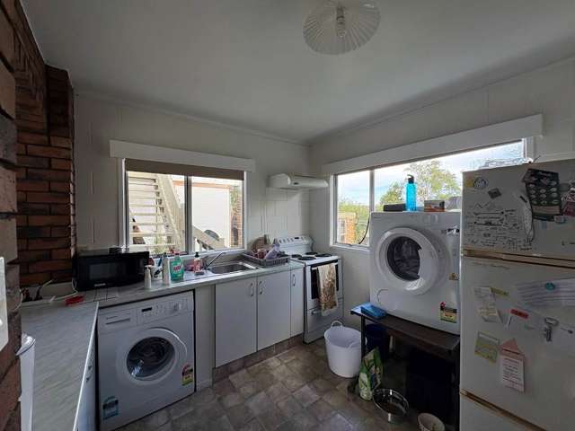 1/185 Chivalry Road Glenfield_3