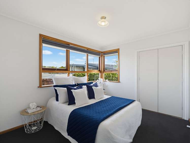 8 Kauri Street Taradale_13