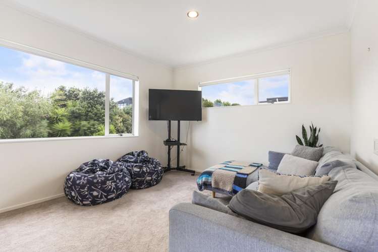 14 Gibbia Way Beachlands_17