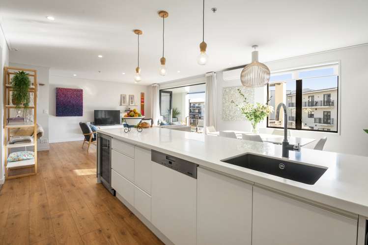 4b/28 Market Place Auckland Central_8