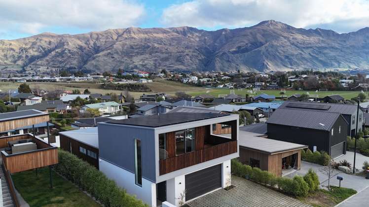 7 Tuke Lane Wanaka_36