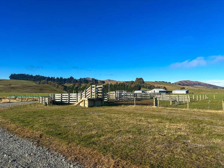 722 Kakapo Road Te Anau & Surrounds_11