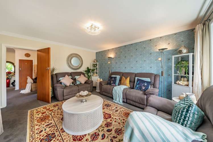 1084 Fergusson Drive Clouston Park_8