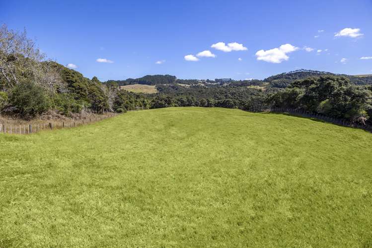 1223 Old North Road Waimauku_29
