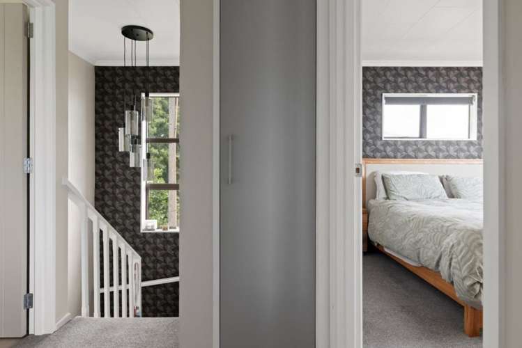 2/10 Chisnall Street Stoke_18