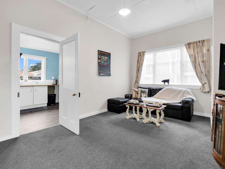 105 Campbell Street Thames_11