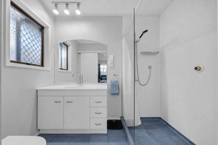 101 Glenmore road Sunnyhills_22