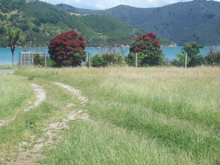 5742 Kenepuru Road Kenepuru Sound_14