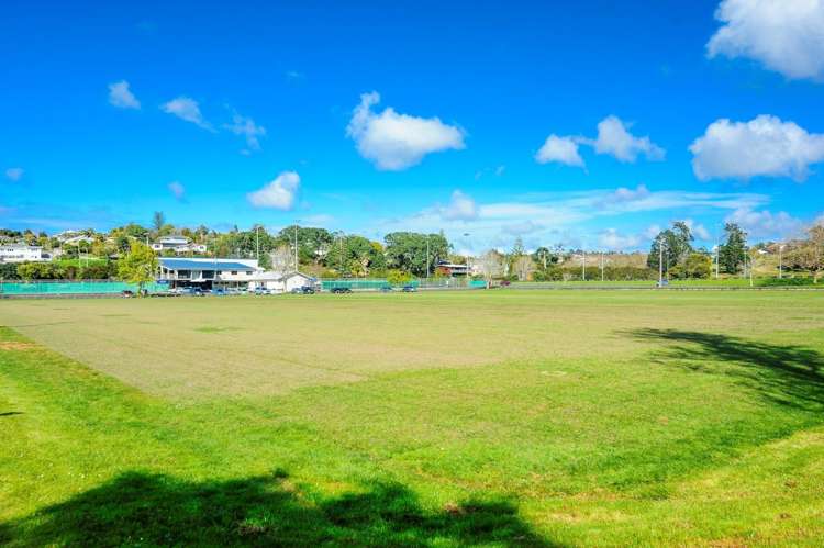 1/11 Woodlands Crescent Browns Bay_14