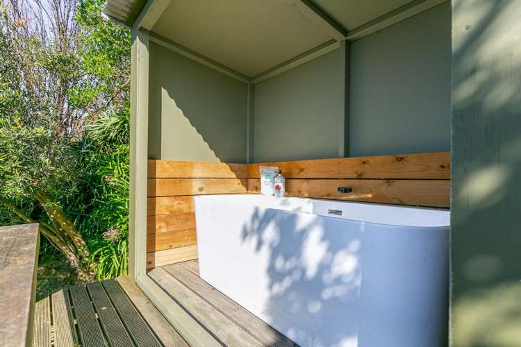 5 Waitaha Way Houghton Bay_14