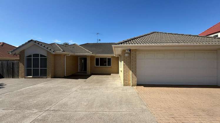 186 Botany Rd Botany Downs_24