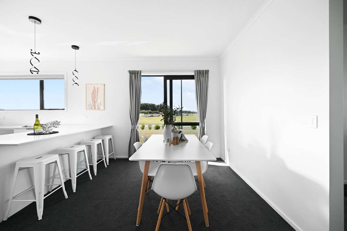 1 Whites Way_3