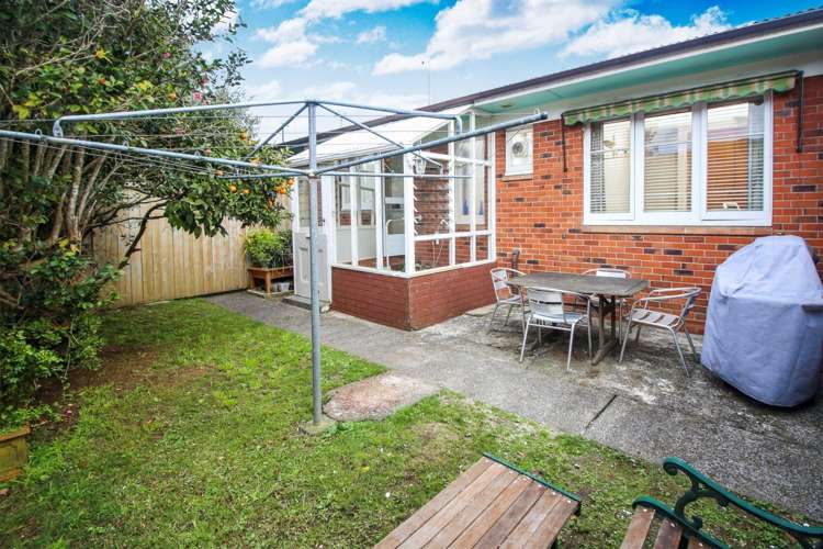 2/15a Macmurray Road Remuera_3