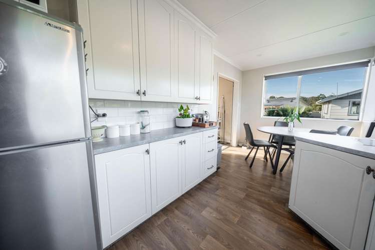 19 Peace Street Tuatapere_6