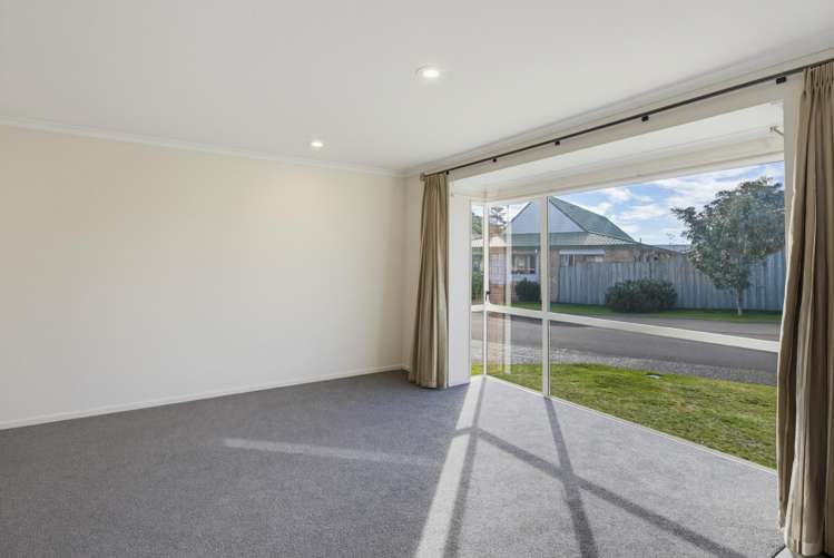 29/17 Redwood Close Paraparaumu_11