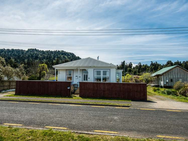 43 Railway Row Ohakune_8