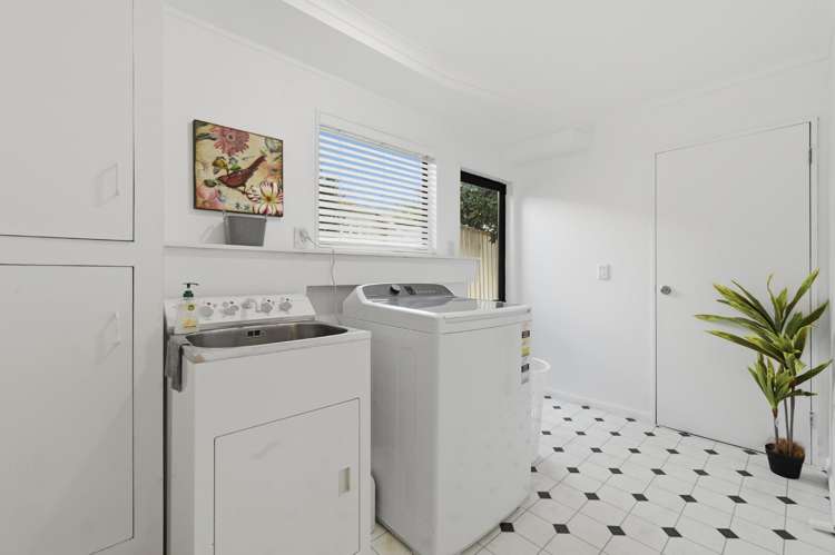 28B Western Road Bellevue_15