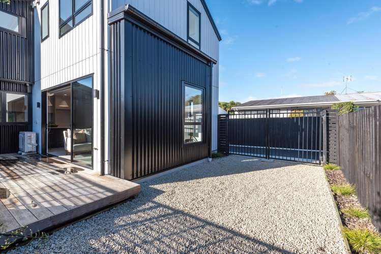 2/211 Springfield Road Saint Albans_12