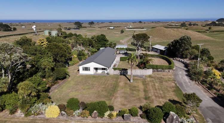 6139 South Road Rahotu_24