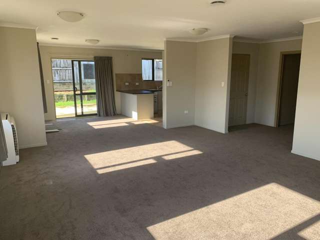 100 Barrington Drive Huntington_2