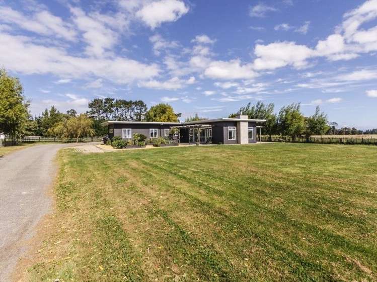 743 Stoney Creek Road Bunnythorpe_24