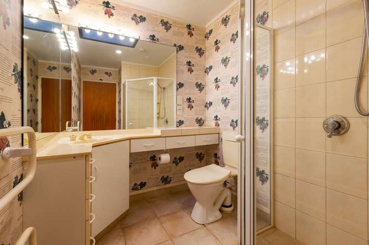 5A Seaview Road Cable Bay_23