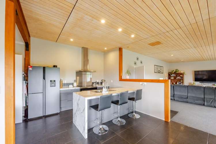 15 Lake View Road Waipukurau_8