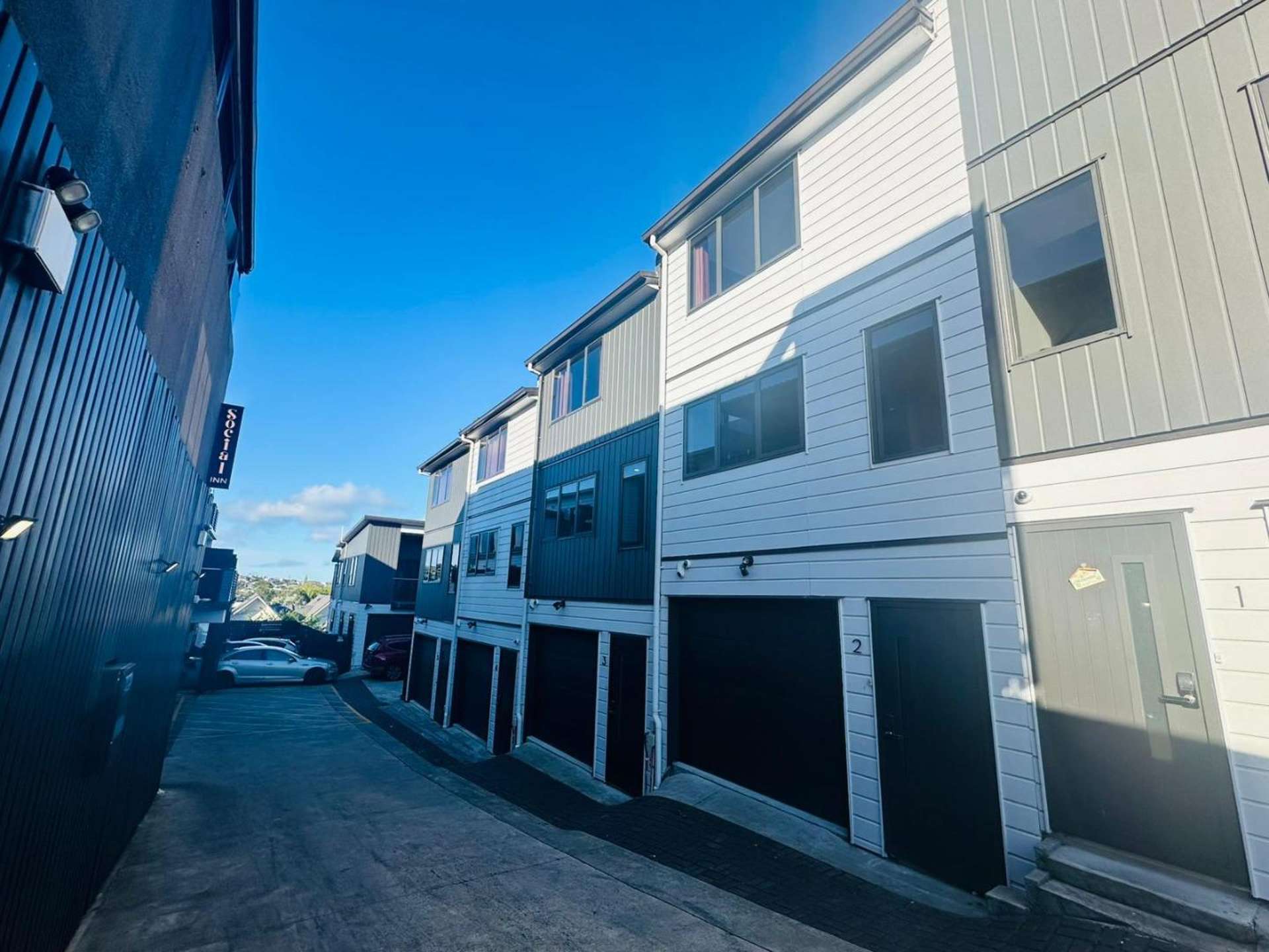 2/243 Mount Albert Road Wesley_0