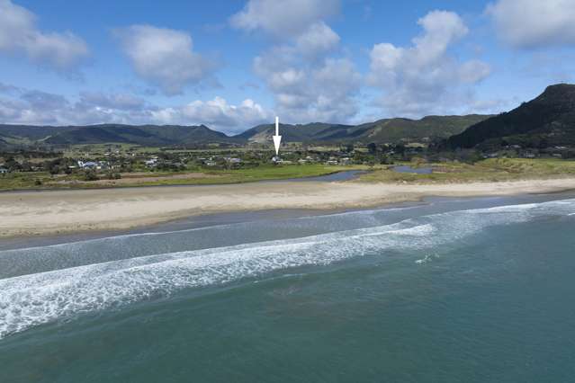 16 Tui St Ahipara_3