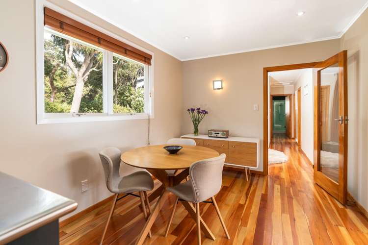 8 Torwood Road Khandallah_11