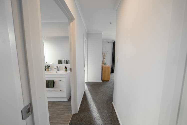 22 Lowe Street Avenal_11